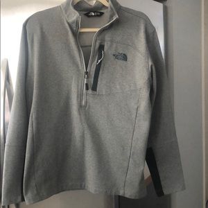 Men’s north face pullover